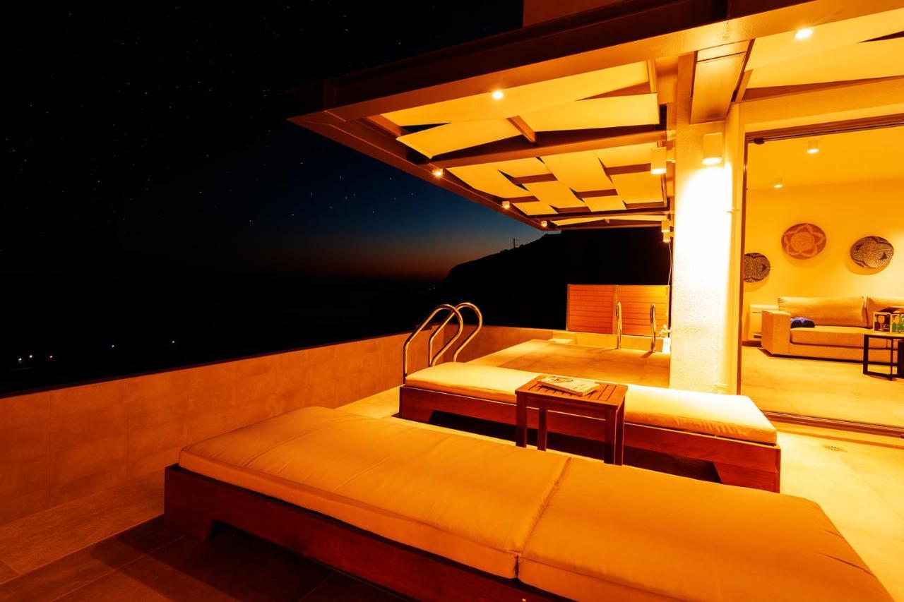 Amphitheatre Suites Palaiochora Exterior foto