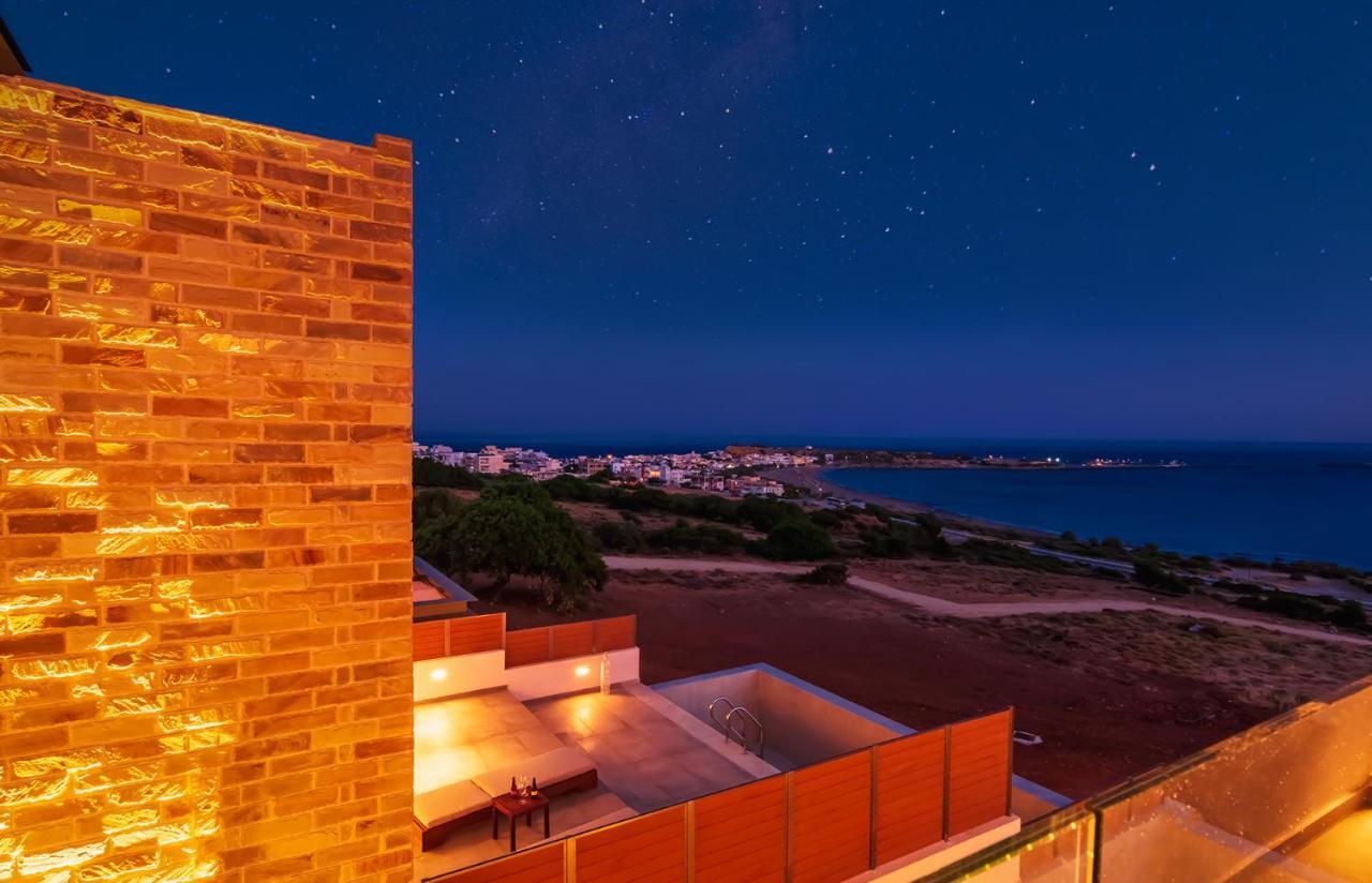 Amphitheatre Suites Palaiochora Exterior foto