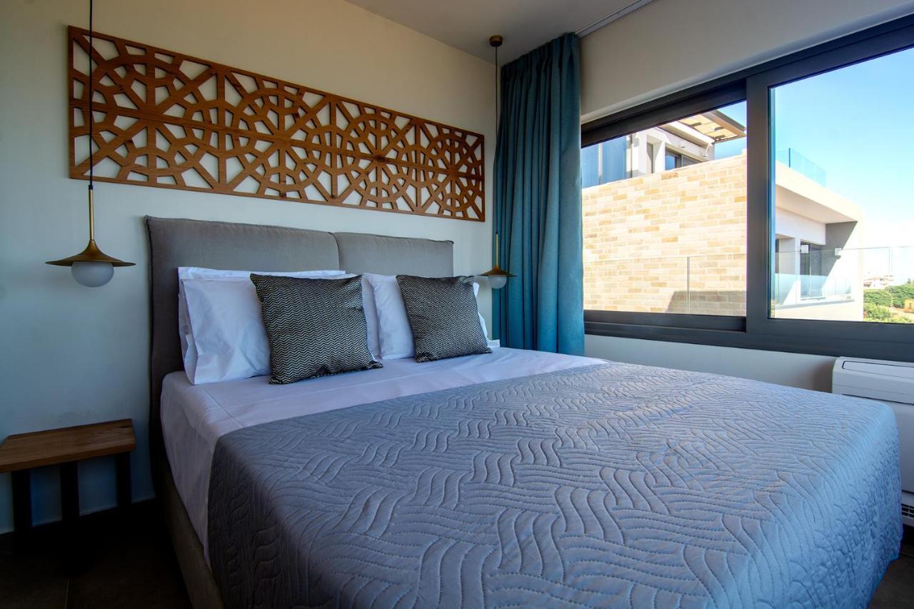 Amphitheatre Suites Palaiochora Exterior foto